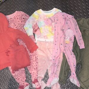 Bundle of 7 footies and sweatshirts 18 month